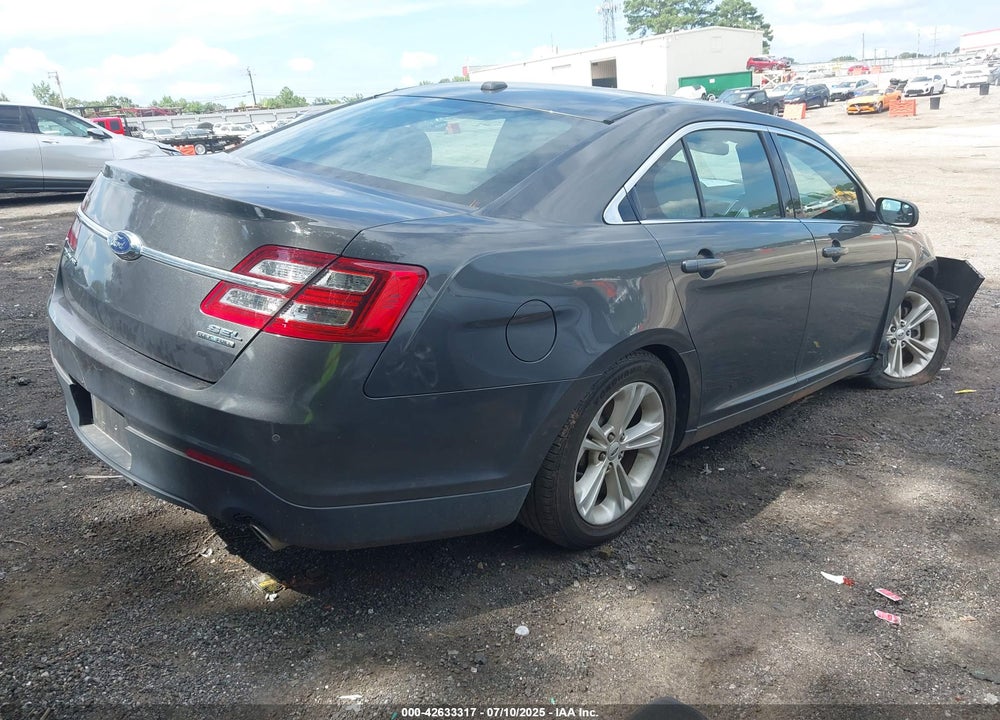2017 FORD TAURUS VIN: 1FAHP2E82HG132551