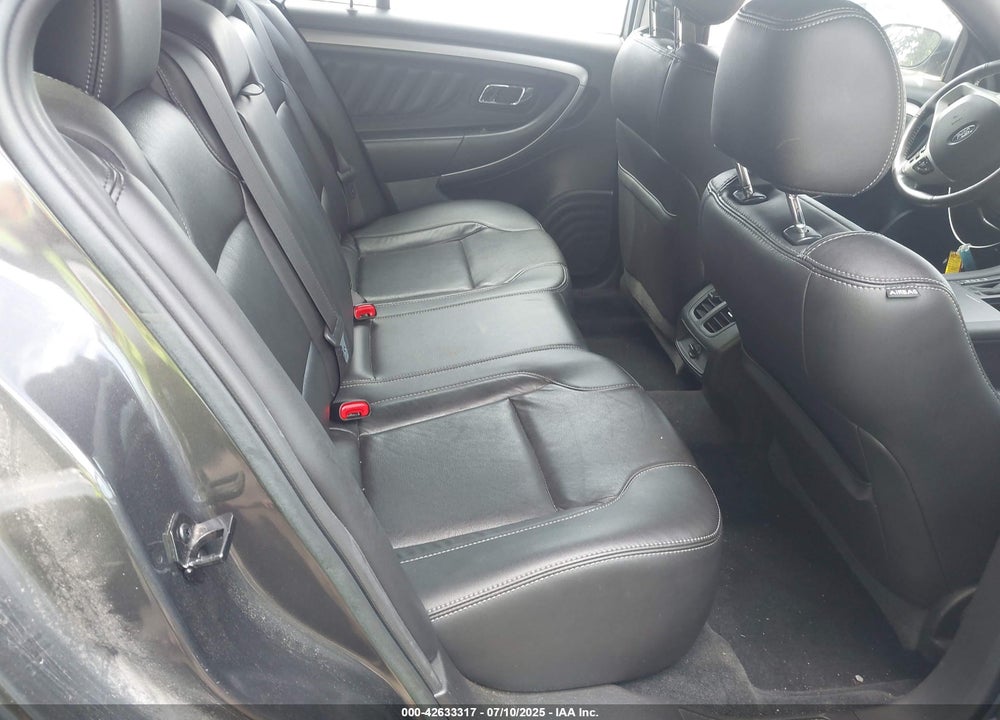 2017 FORD TAURUS VIN: 1FAHP2E82HG132551