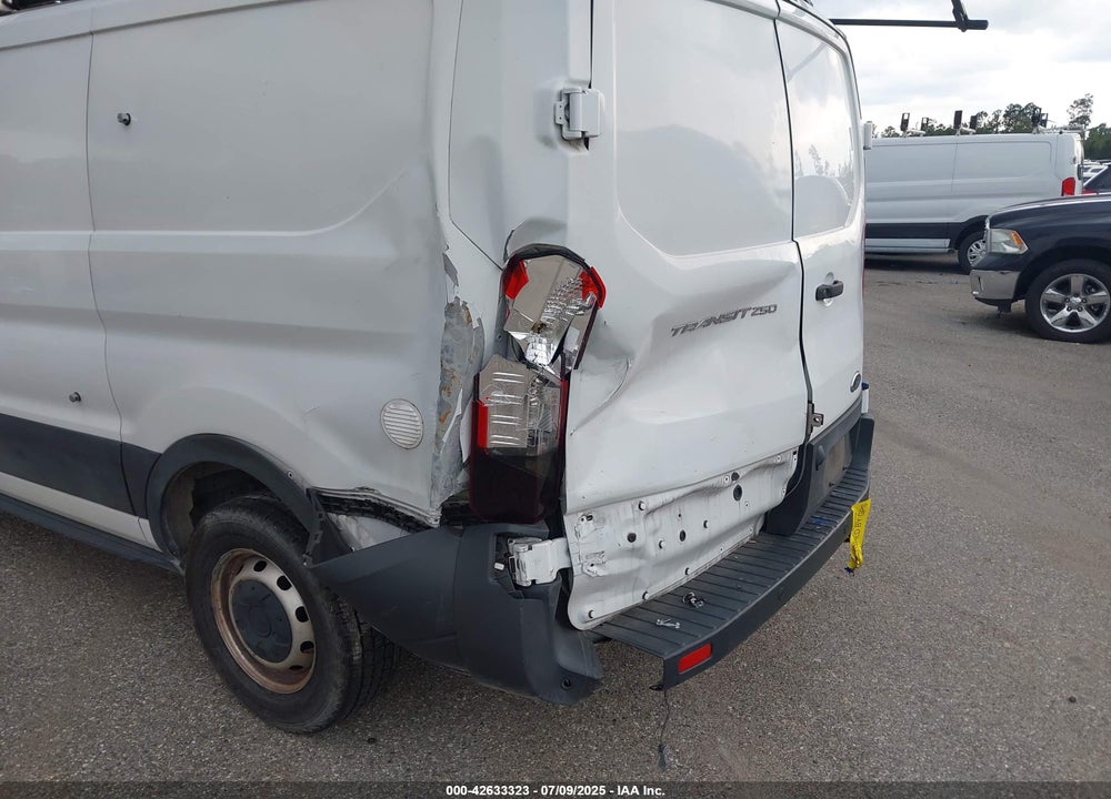 2020 FORD TRANSIT-250 VIN: 1FTBR1Y8XLKA19646