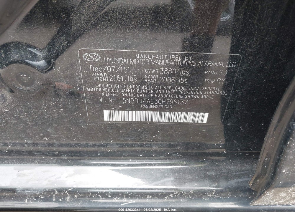 2016 HYUNDAI ELANTRA VIN: 5NPDH4AE3GH796137