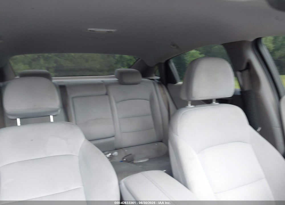 2022 CHEVROLET MALIBU VIN: 1G1ZD5ST2NF109458