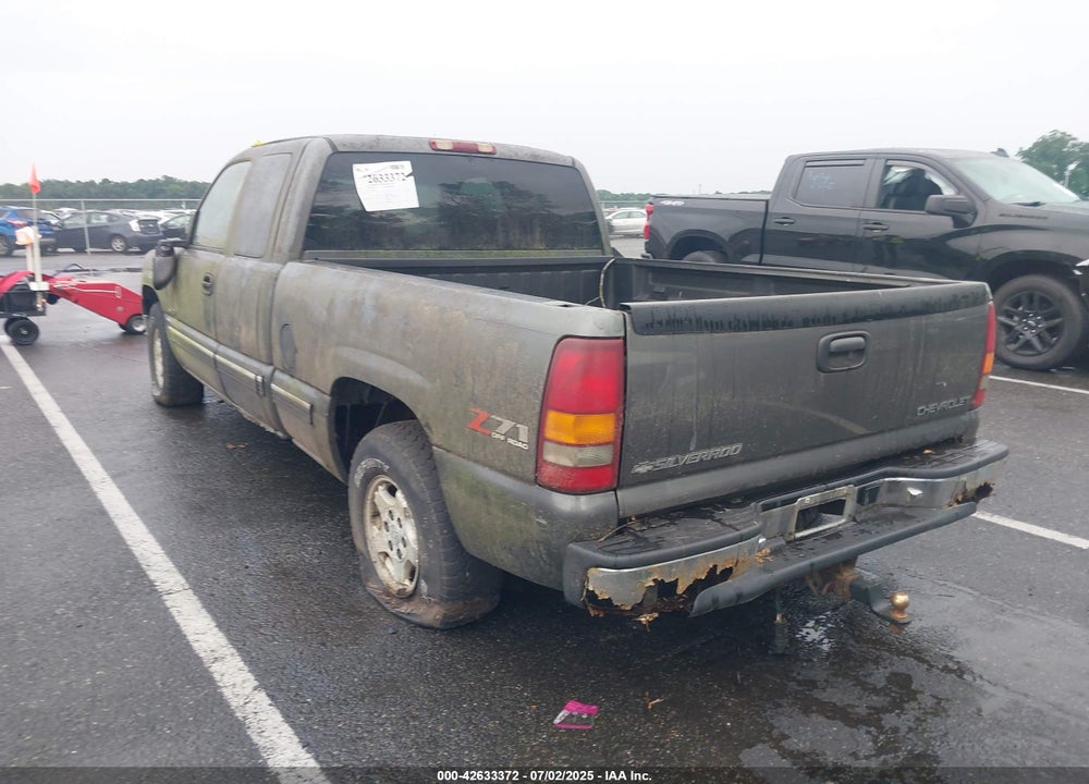 2001 CHEVROLET SILVERADO 1500 LS VIN: 2GCEK19T911146356