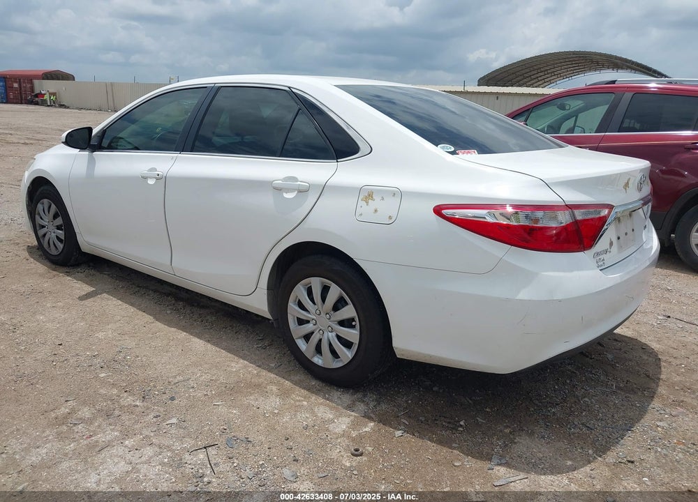 2017 TOYOTA CAMRY LE VIN: 4T1BF1FK3HU454555