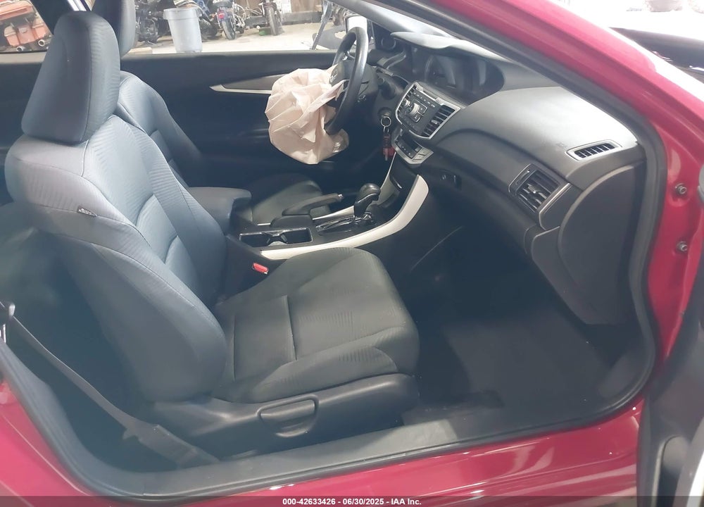2015 HONDA ACCORD VIN: 1HGCT1B36FA015852