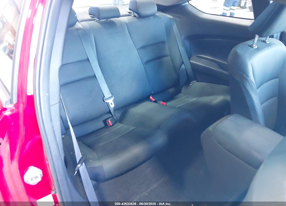 2015 HONDA ACCORD VIN: 1HGCT1B36FA015852