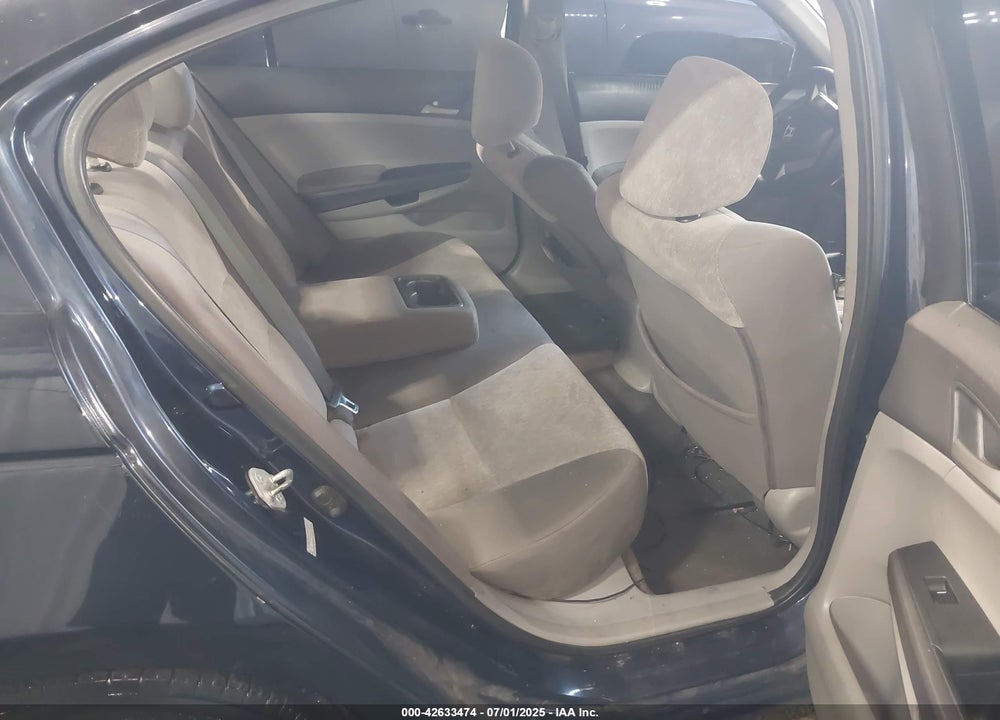 2010 HONDA ACCORD VIN: 1HGCP2F44AA185892