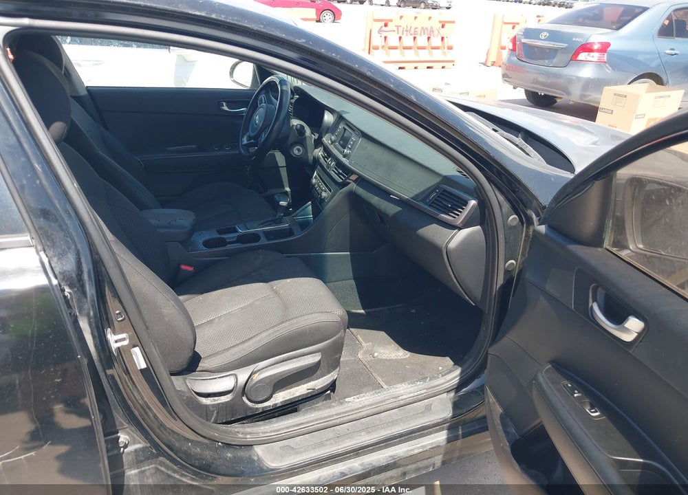 2016 KIA OPTIMA VIN: 5XXGT4L34GG084495