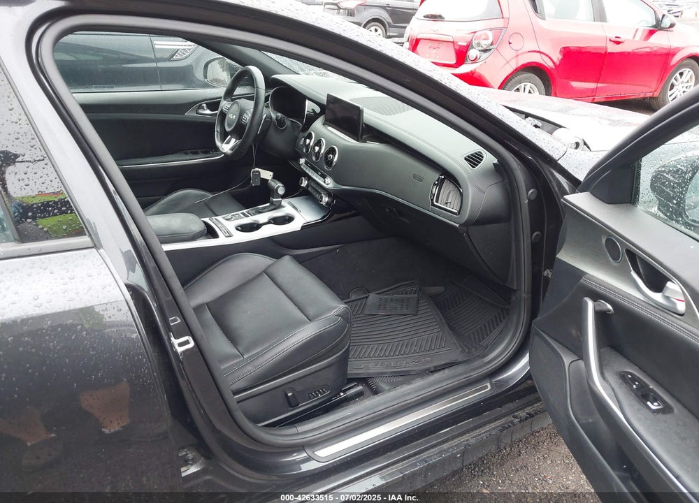 2022 KIA STINGER VIN: KNAE45LC7N6111398