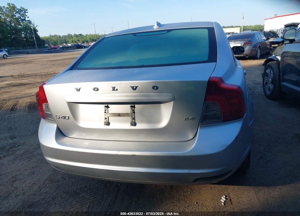 2009 VOLVO S40 VIN: YV1MS390892430368