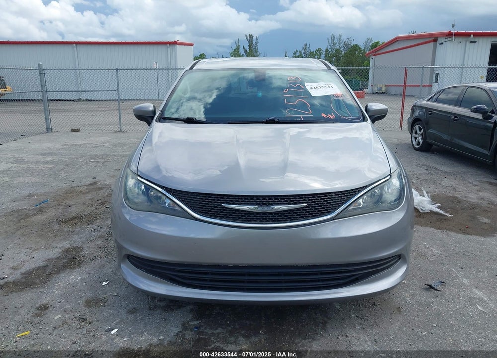 2017 CHRYSLER PACIFICA TOURING VIN: 2C4RC1DG7HR516711