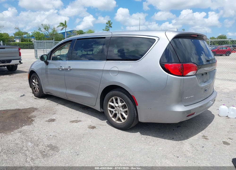 2017 CHRYSLER PACIFICA TOURING VIN: 2C4RC1DG7HR516711