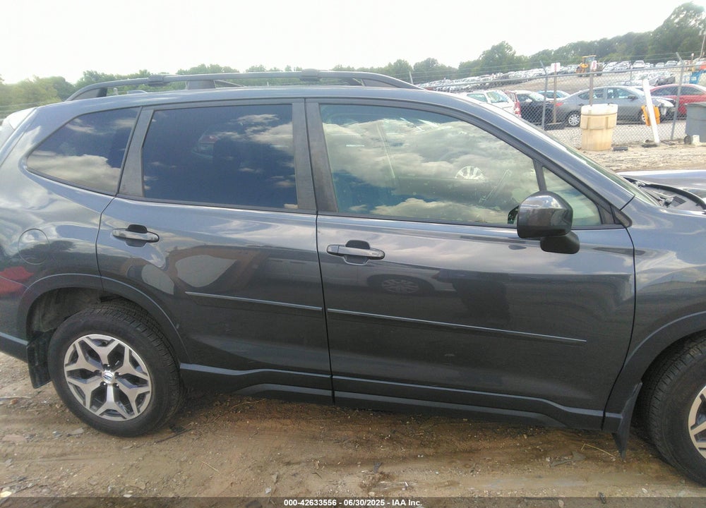 2021 SUBARU FORESTER PREMIUM VIN: JF2SKAFC1MH437721