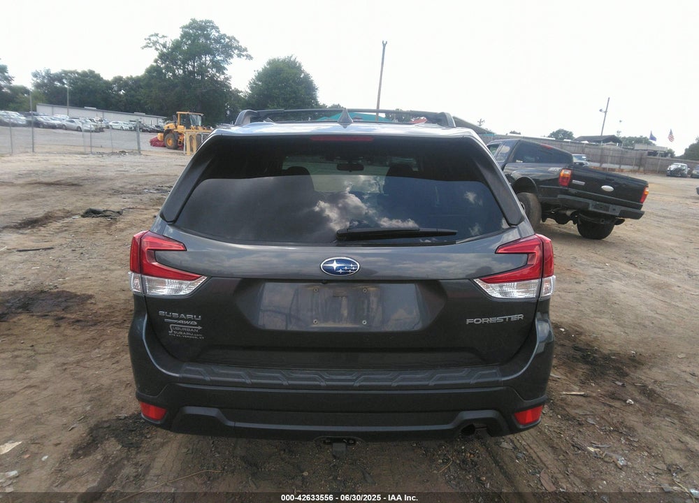 2021 SUBARU FORESTER PREMIUM VIN: JF2SKAFC1MH437721