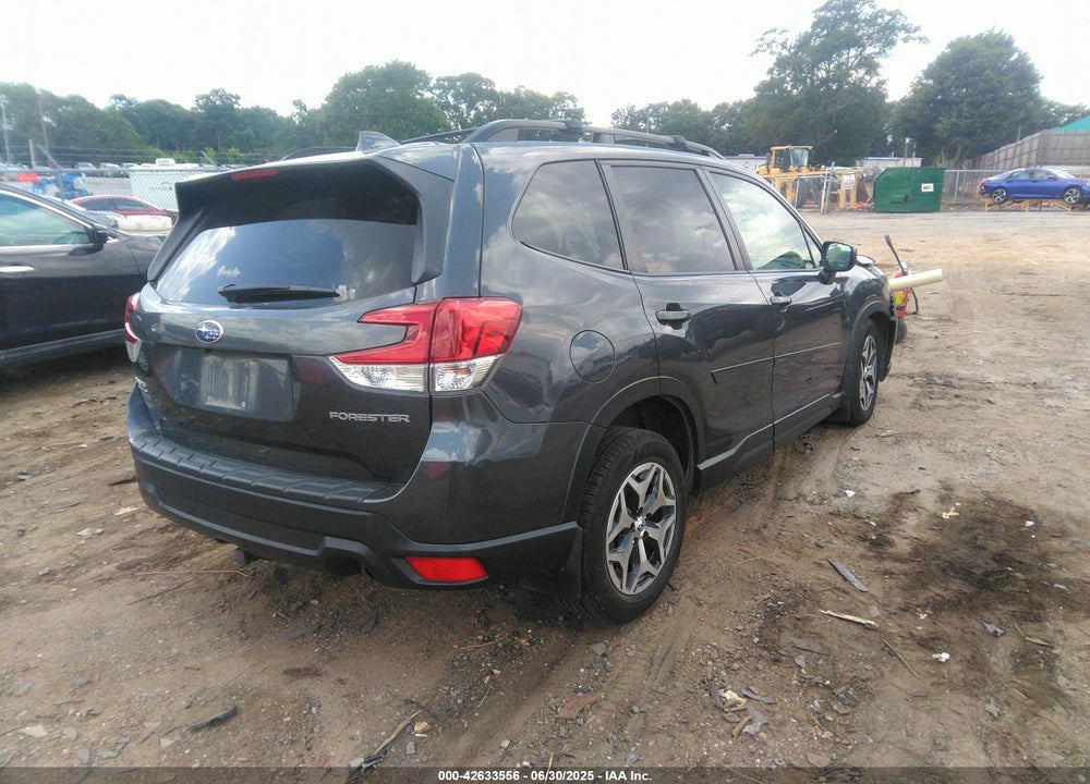 2021 SUBARU FORESTER PREMIUM VIN: JF2SKAFC1MH437721