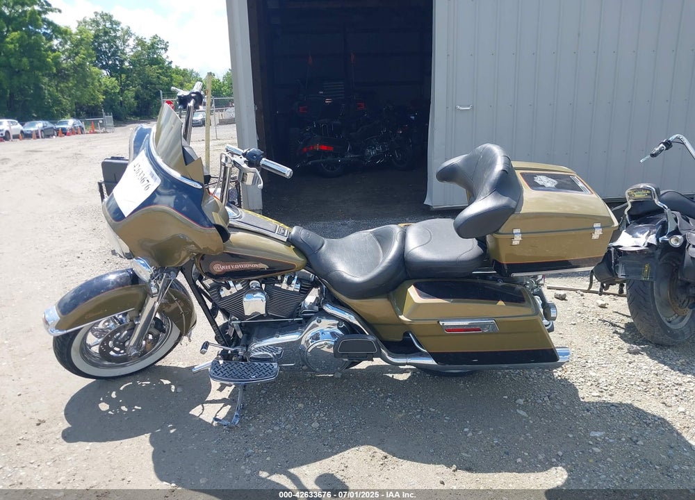 2007 HARLEY-DAVIDSON FLHT CLASSIC VIN: 1HD1FF4137Y661850