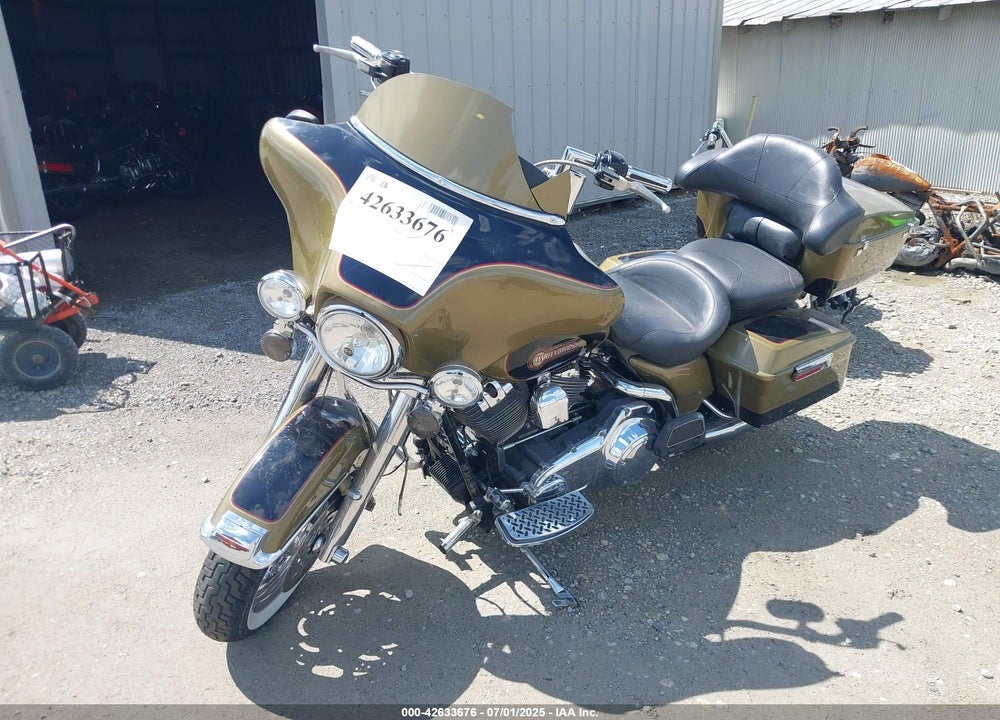 2007 HARLEY-DAVIDSON FLHT CLASSIC VIN: 1HD1FF4137Y661850