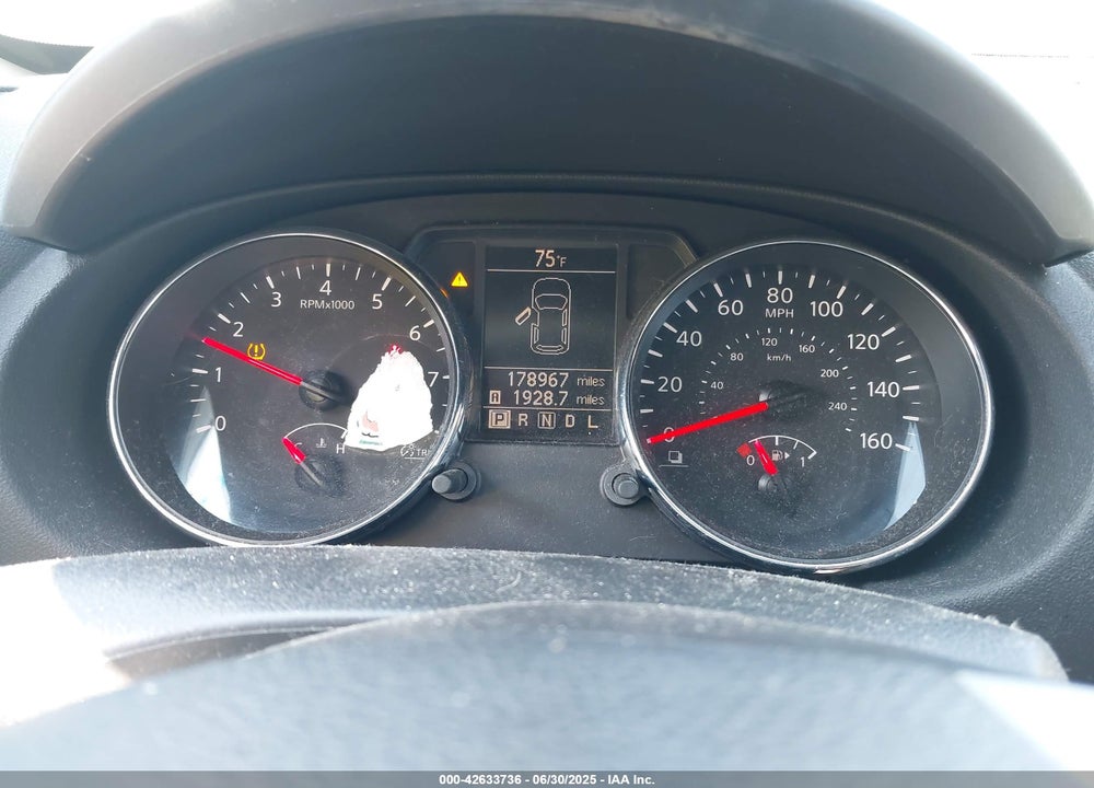 2015 NISSAN ROGUE SELECT S VIN: JN8AS5MT8FW665772