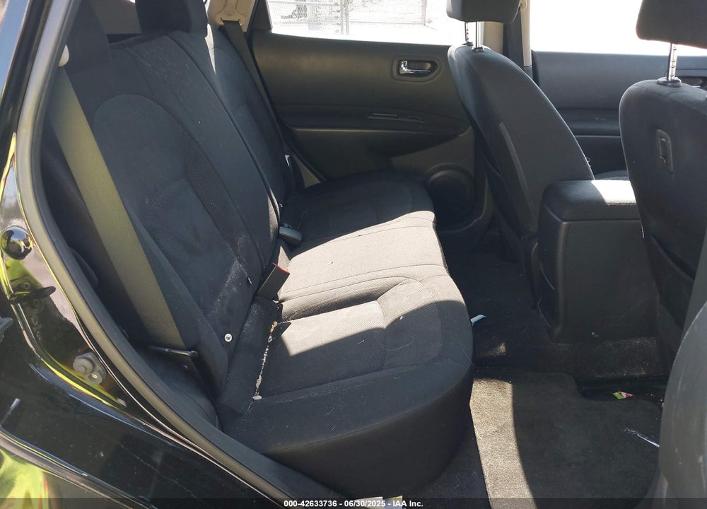 2015 NISSAN ROGUE SELECT S VIN: JN8AS5MT8FW665772