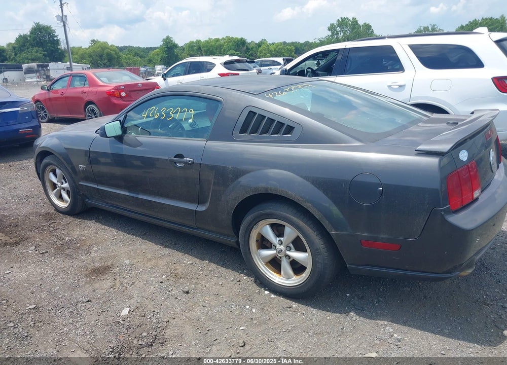 2007 FORD MUSTANG VIN: 1ZVHT82H875281518