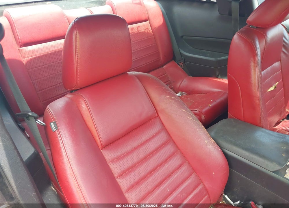 2007 FORD MUSTANG VIN: 1ZVHT82H875281518