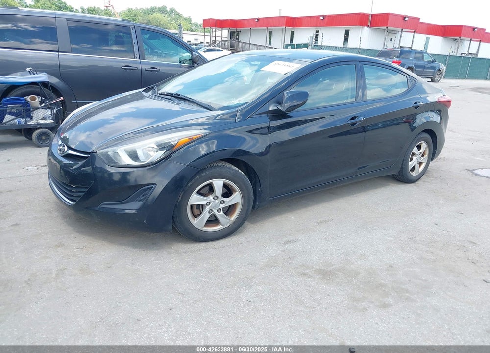 2015 HYUNDAI ELANTRA VIN: 5NPDH4AE7FH599017