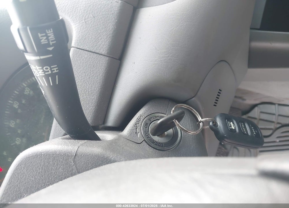 2004 TOYOTA CAMRY VIN: 4T1BE32K44U853232