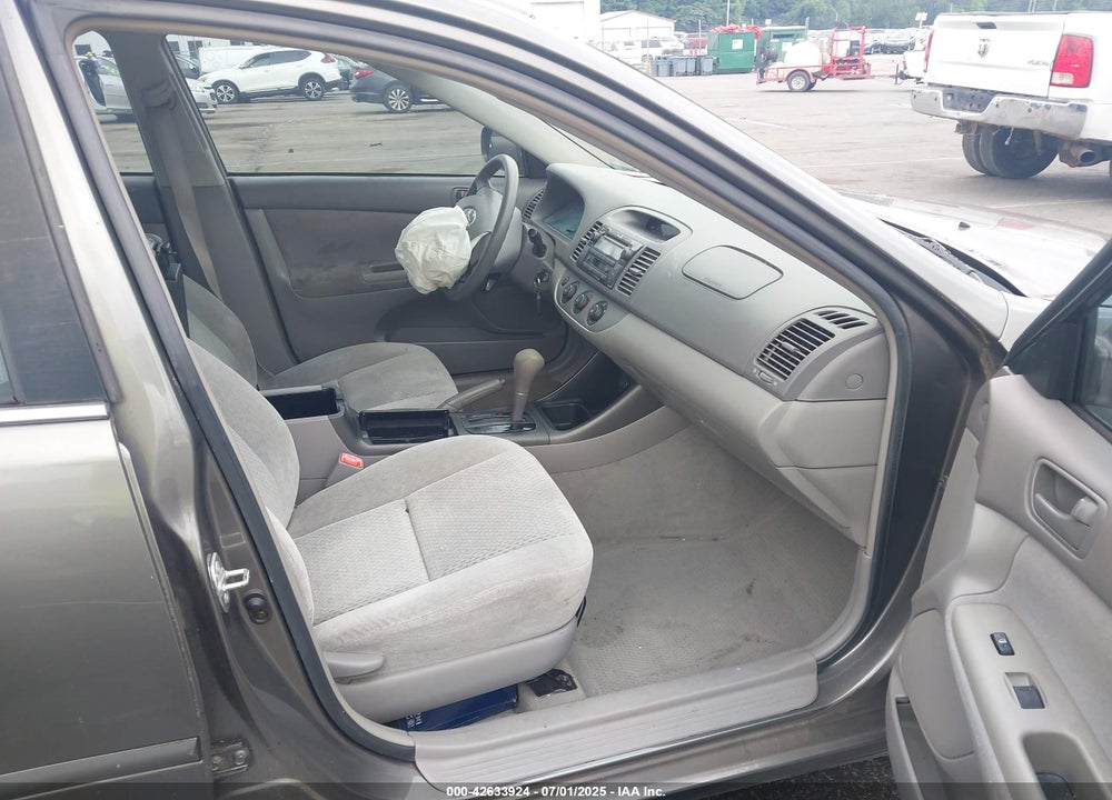 2004 TOYOTA CAMRY VIN: 4T1BE32K44U853232