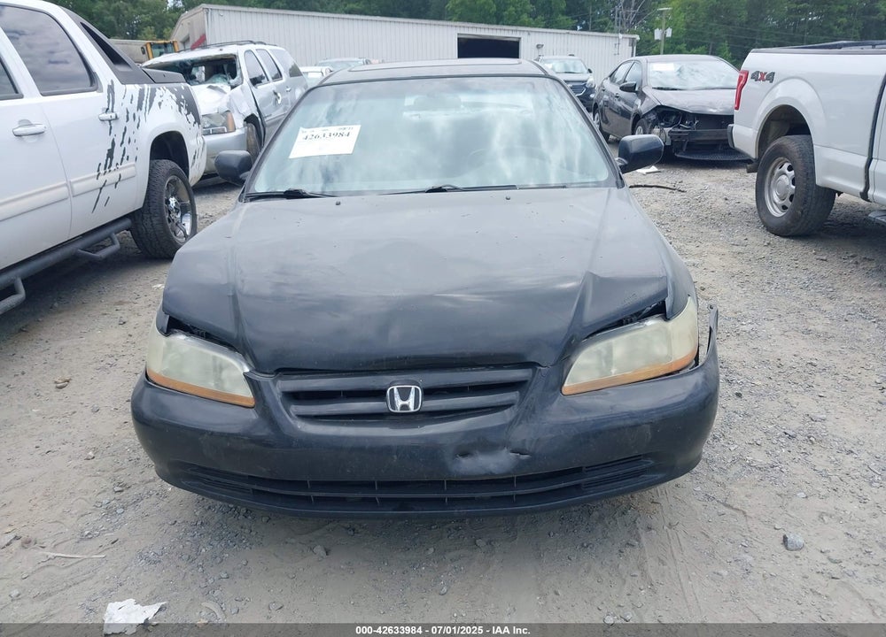 2002 HONDA ACCORD 3.0 EX VIN: 1HGCG16522A068378