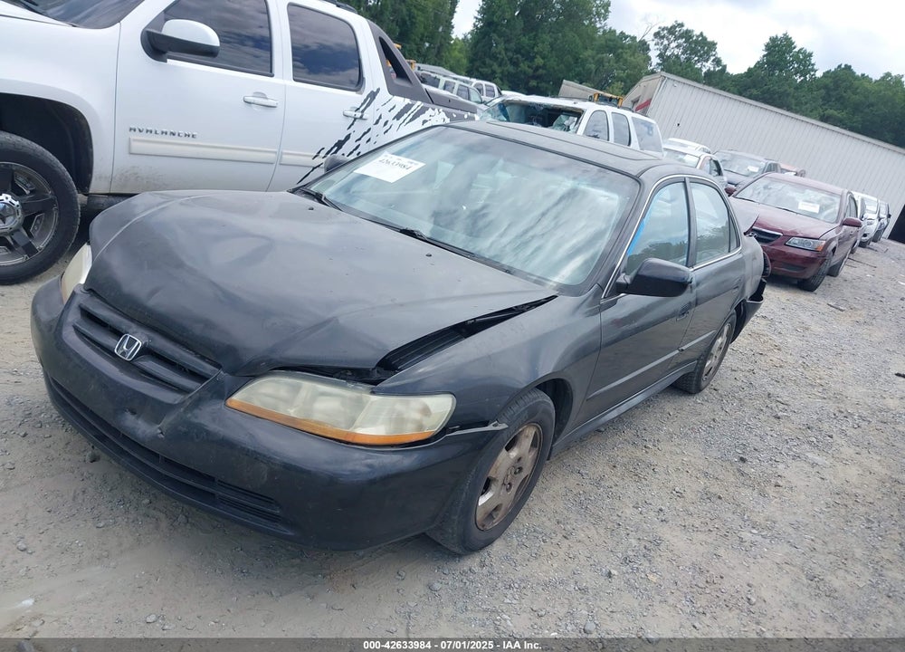 2002 HONDA ACCORD 3.0 EX VIN: 1HGCG16522A068378