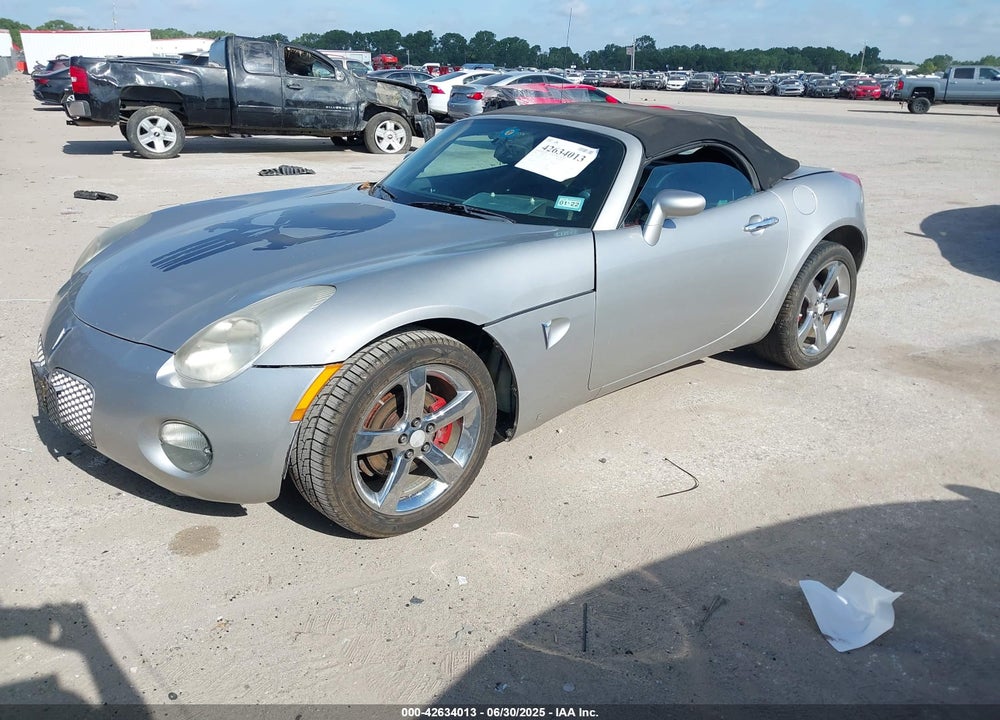 2008 PONTIAC SOLSTICE VIN: 1G2MC35B68Y133240