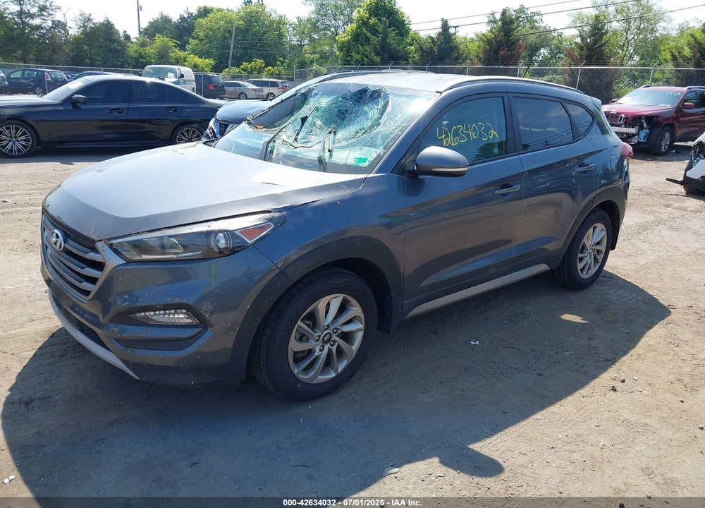 2017 HYUNDAI TUCSON VIN: KM8J3CA27HU341005