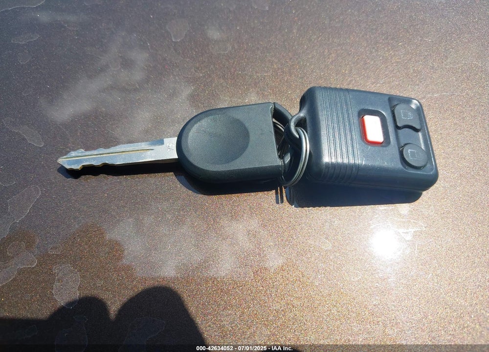 2005 FORD ESCAPE XLS VIN: 1FMYU02Z55KA01607