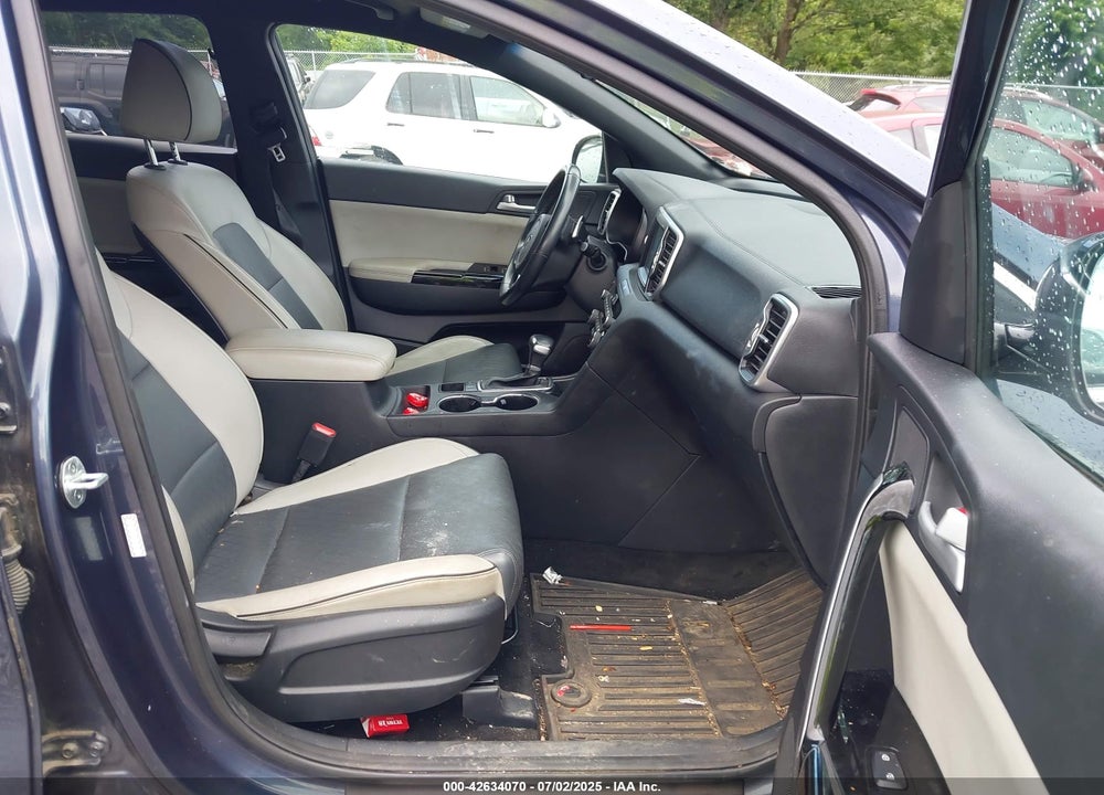 2018 KIA SPORTAGE VIN: KNDPNCAC6J7459567
