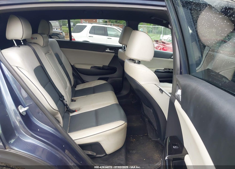 2018 KIA SPORTAGE VIN: KNDPNCAC6J7459567