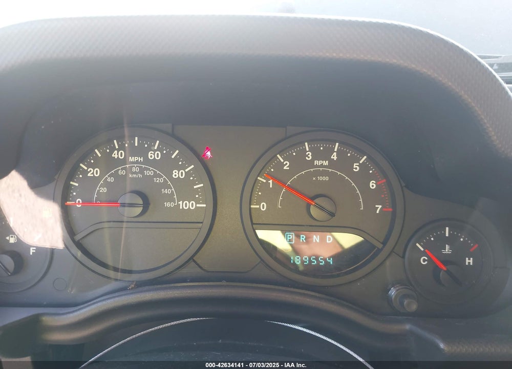 2007 JEEP WRANGLER / VIN: 1J4FA24187L202156