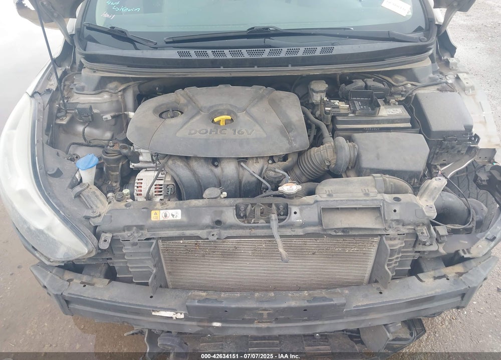 2014 HYUNDAI ELANTRA VIN: 5NPDH4AE8EH486658