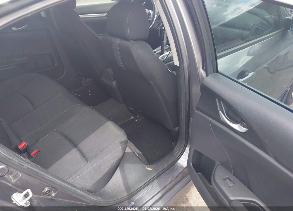 2017 HONDA CIVIC VIN: 19XFC2F52HE059618