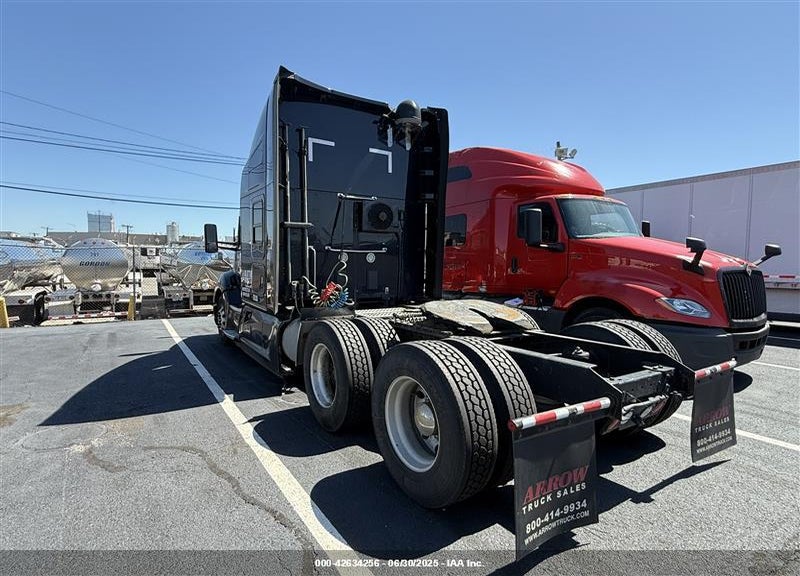 2019 KENWORTH T680 VIN: 1XKYDP9X3KJ183895
