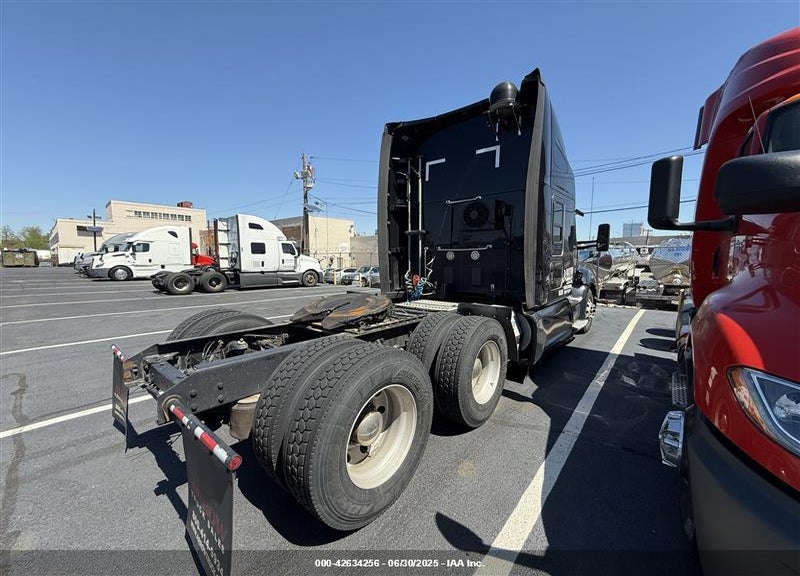 2019 KENWORTH T680 VIN: 1XKYDP9X3KJ183895
