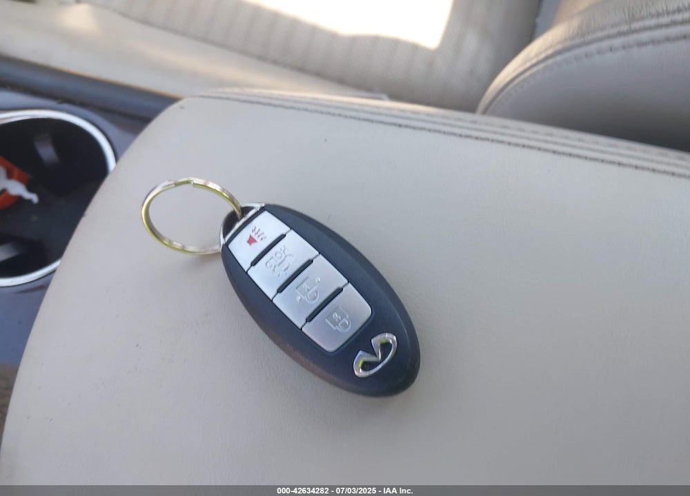 2014 INFINITI Q50 HYBRID SPORT VIN: JN1AV7AR3EM701694