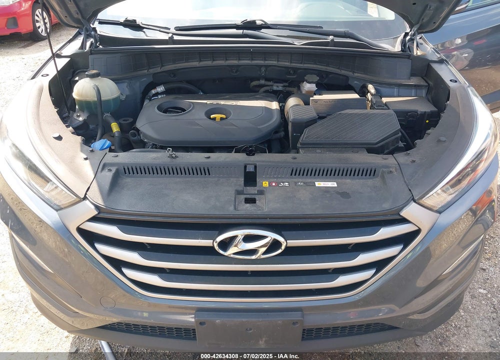 2018 HYUNDAI TUCSON VIN: KM8J3CA46JU633297