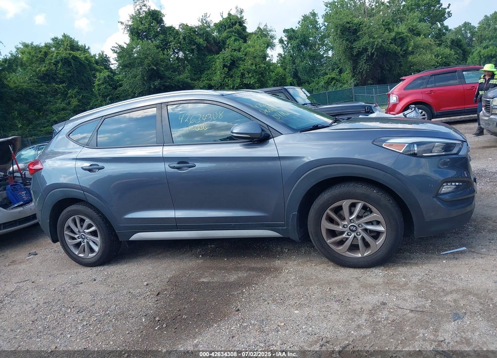 2018 HYUNDAI TUCSON VIN: KM8J3CA46JU633297