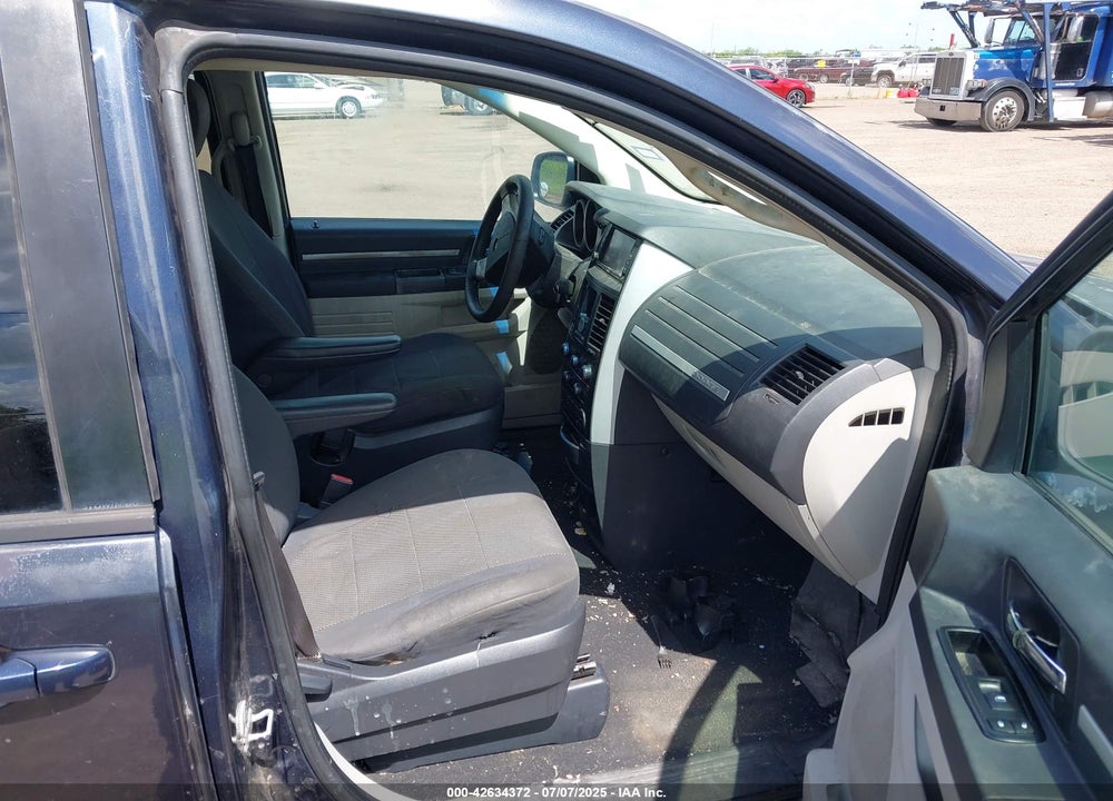 2008 DODGE GRAND CARAVAN SXT VIN: 2D8HN54P68R831045
