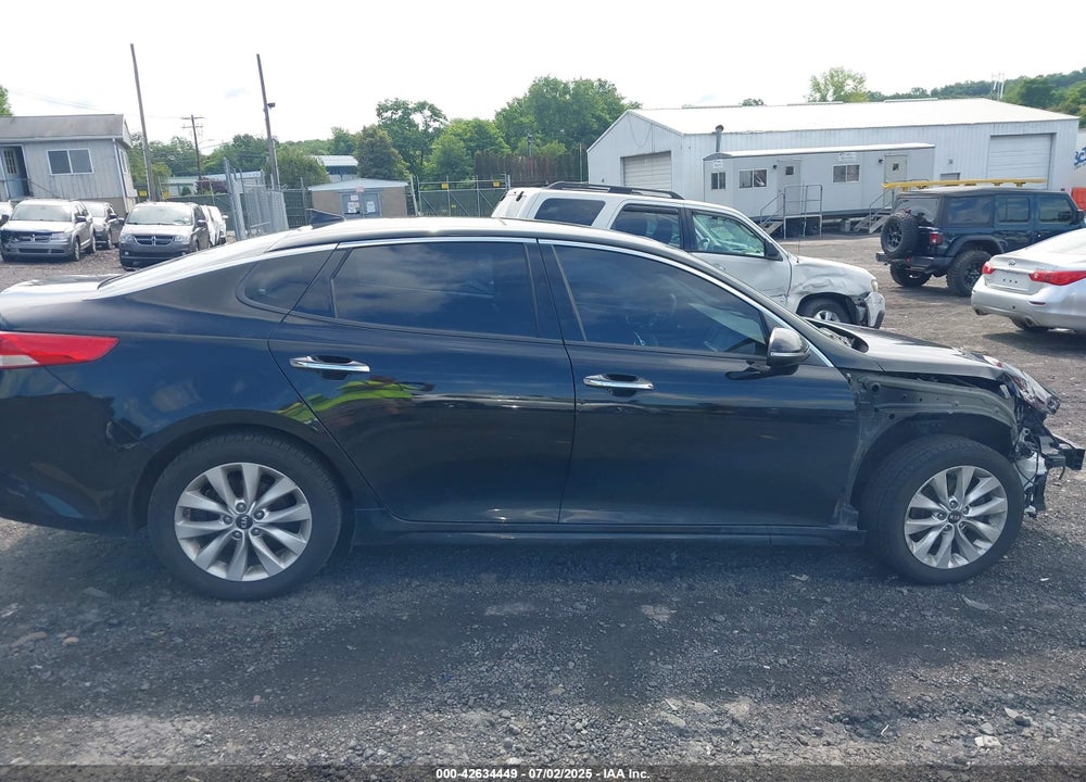 2016 KIA OPTIMA VIN: 5XXGU4L37GG111346