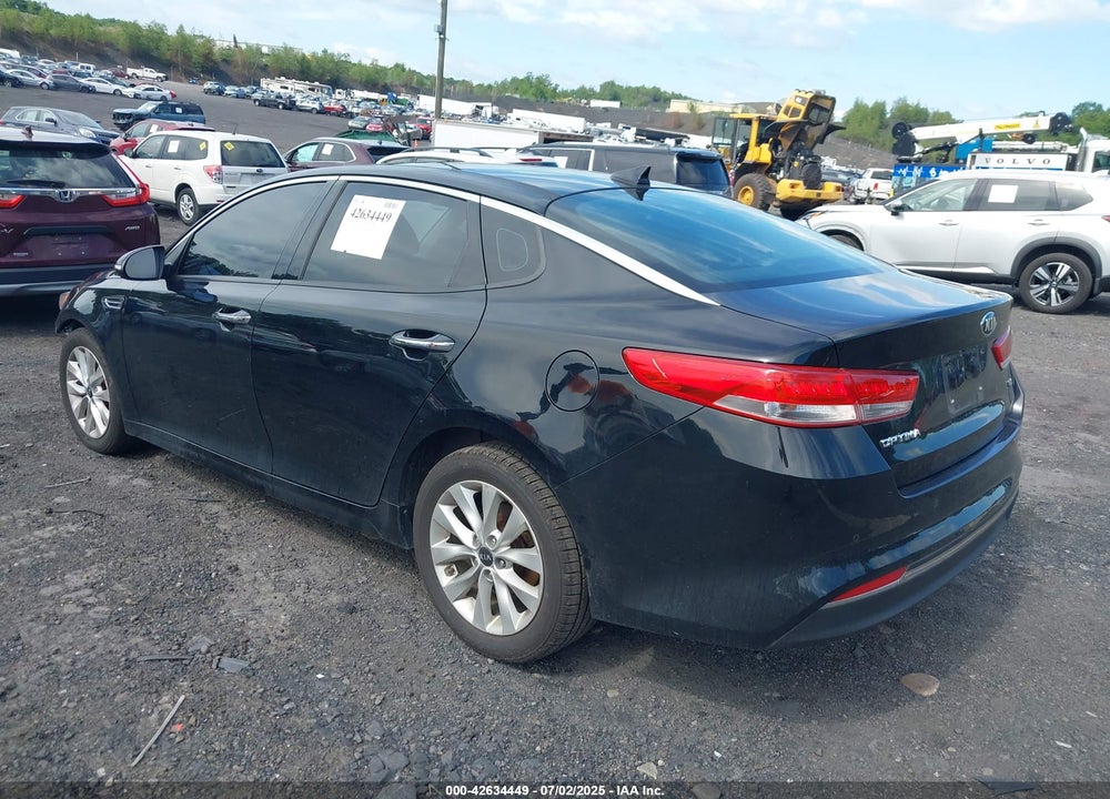 2016 KIA OPTIMA VIN: 5XXGU4L37GG111346