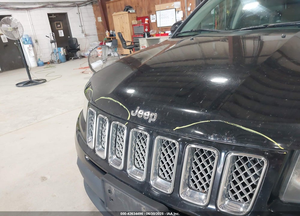 2014 JEEP COMPASS VIN: 1C4NJDEB5ED784714