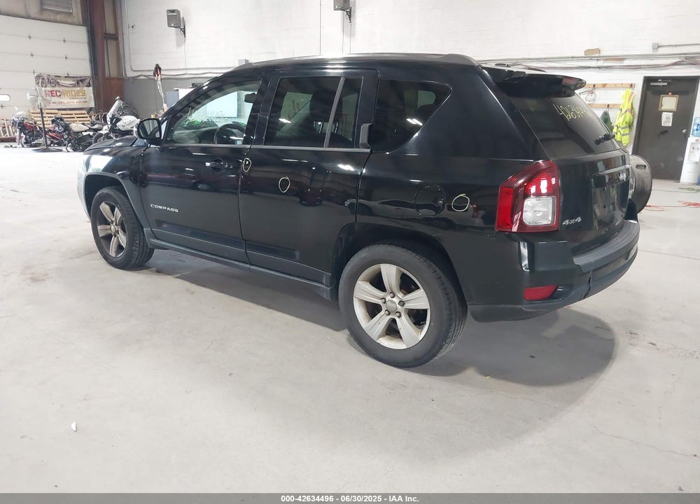 2014 JEEP COMPASS VIN: 1C4NJDEB5ED784714