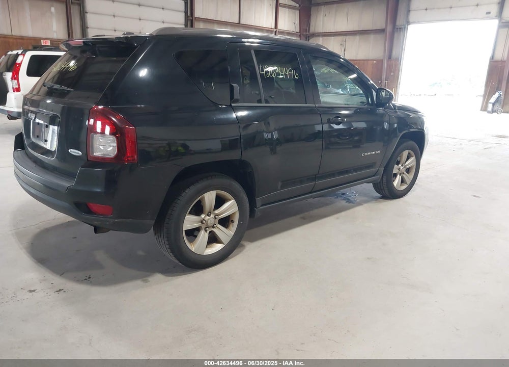 2014 JEEP COMPASS VIN: 1C4NJDEB5ED784714