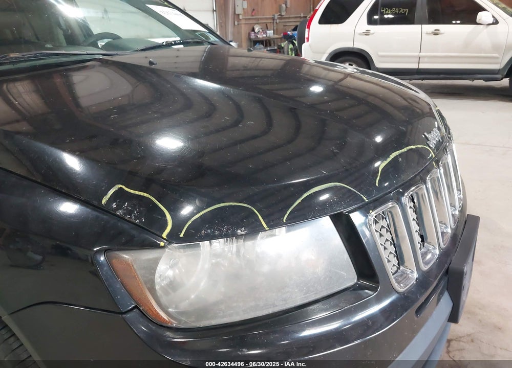 2014 JEEP COMPASS VIN: 1C4NJDEB5ED784714