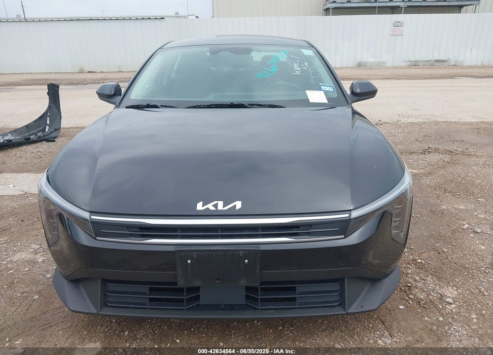 2025 KIA K4 VIN: 3KPFT4DE0SE098472